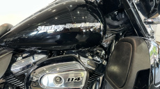 Harley-Davidson Touring Electra Glide FLHTK Vivid Black (21MY)